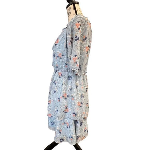 NWT Bailey Blue Blue Floral Tiered Flowy Feminine Mini Dress Juniors Size Medium - Picture 5 of 15